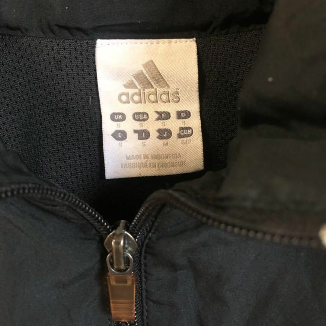 adidas(アディダス)のアディダス ナイロンジャケット ブルゾン パーカー ブラック 輸入古着 メンズのジャケット/アウター(ナイロンジャケット)の商品写真