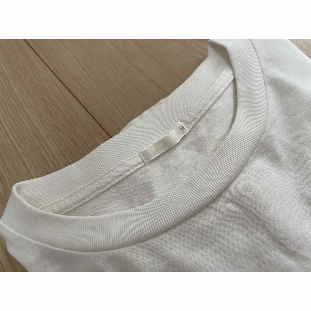 GU(ジーユー)のGU 白 T シャツ レディースのトップス(Tシャツ(長袖/七分))の商品写真