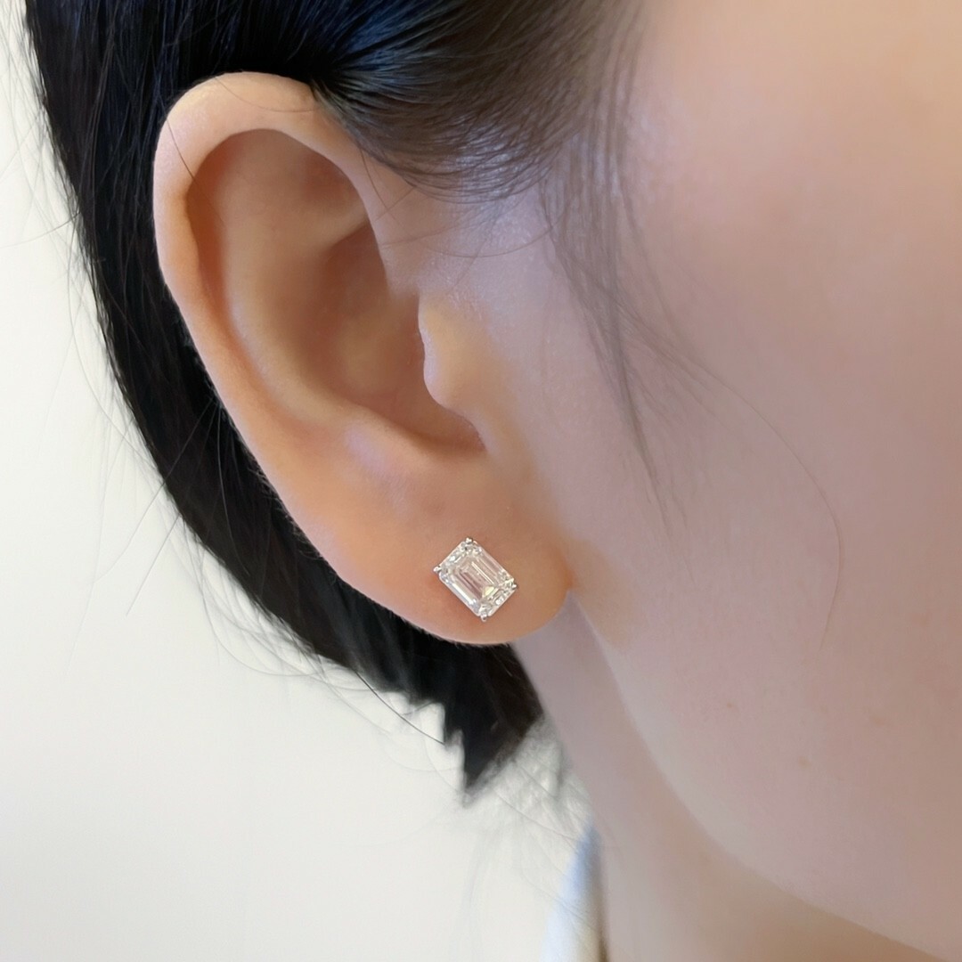 モアサナイトピアス2ct k18