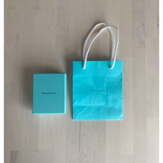 Tiffany & Co. - ティファニー ブルー リングケース (Love-愛) リボン