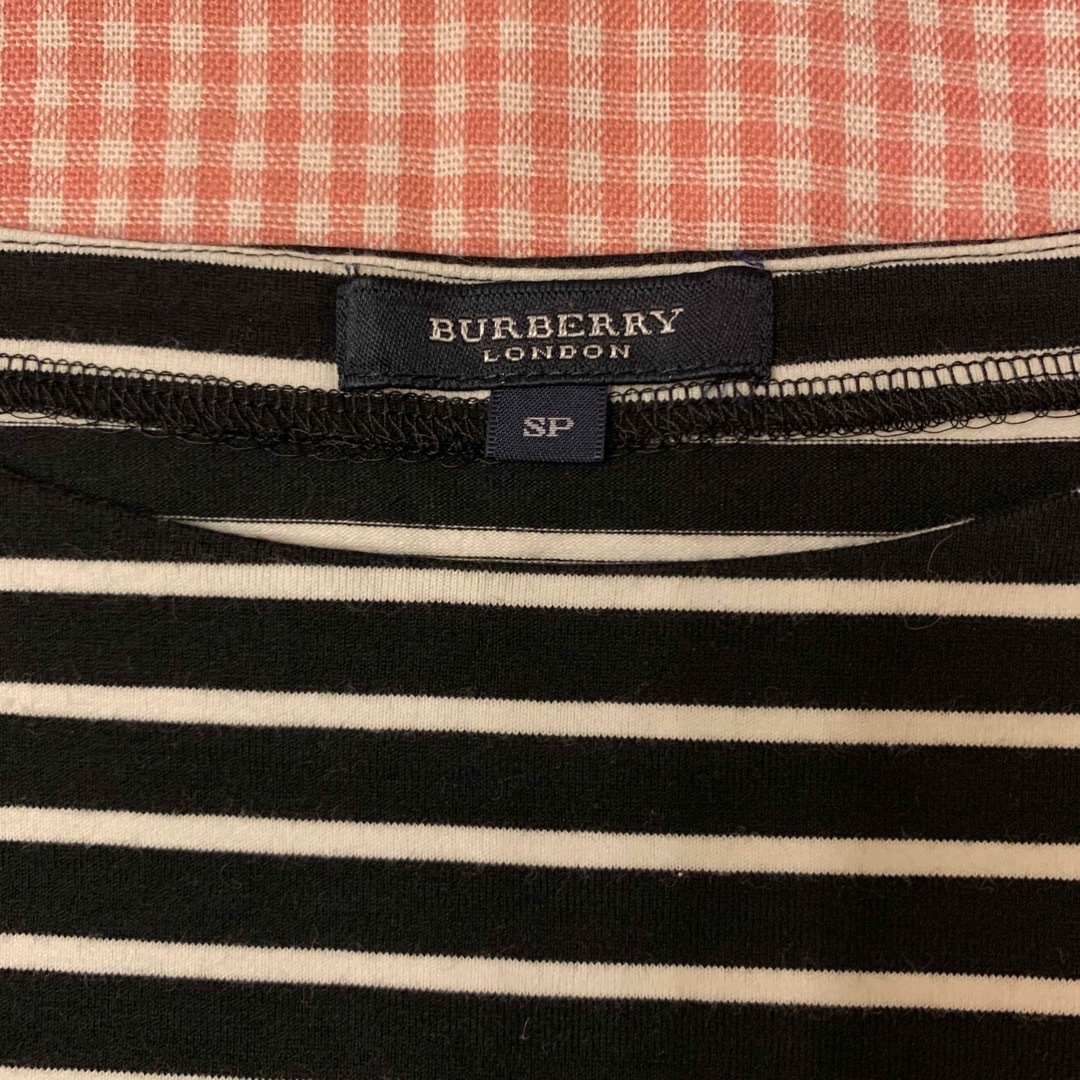 BURBERRY(バーバリー)のバーバリーロンドン　ボートネック　ボーダーカットソー　Sサイズ レディースのトップス(カットソー(長袖/七分))の商品写真