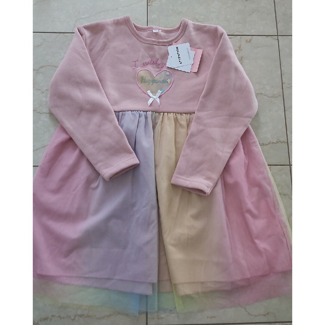 新品☆裏起毛　ゆめかわ　ワンピース　レインボー　女の子 キッズ/ベビー/マタニティのキッズ服女の子用(90cm~)(ワンピース)の商品写真