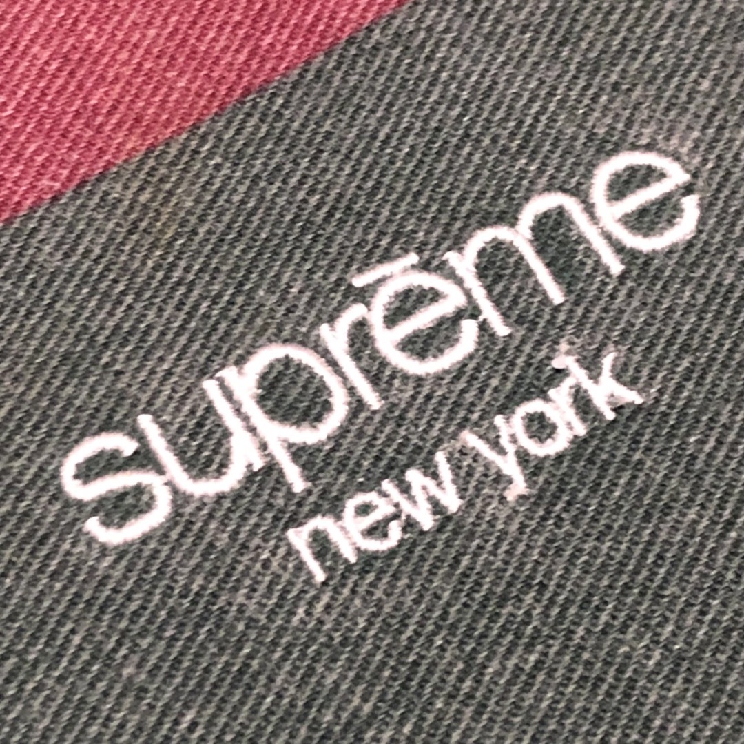 Supreme(シュプリーム)のSupreme シュプリーム ハーフジップ スウェット 総柄 刺繍入り メンズのトップス(スウェット)の商品写真