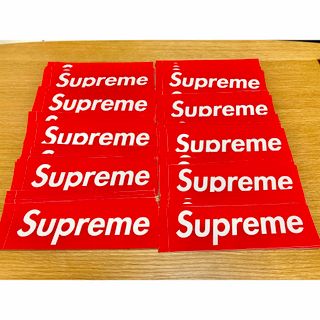 シュプリーム(Supreme)のsupreme シュプリーム　ロゴステッカー　100枚(しおり/ステッカー)