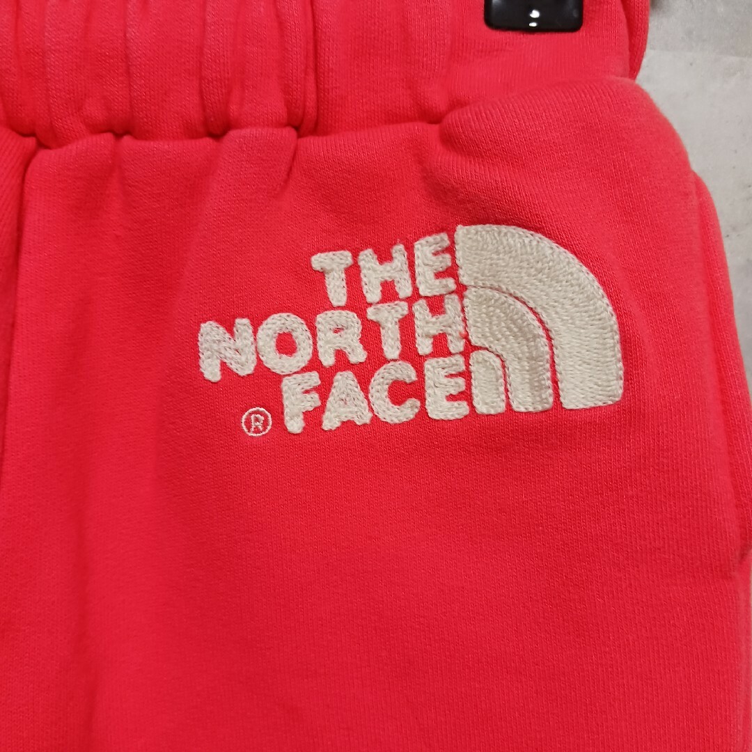 THE NORTH FACE(ザノースフェイス)のTHE  NORTH  FACE  ノースフェイスキッズ スウェットパンツ キッズ/ベビー/マタニティのキッズ服男の子用(90cm~)(パンツ/スパッツ)の商品写真