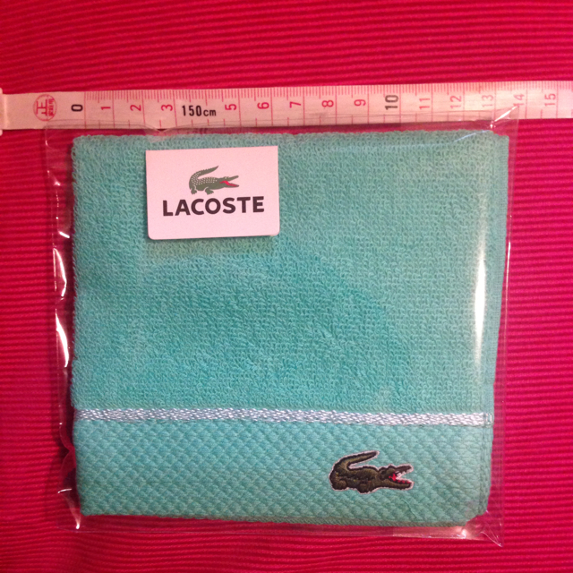 LACOSTE(ラコステ)のラコステ ハンドタオル レディースのファッション小物(ハンカチ)の商品写真