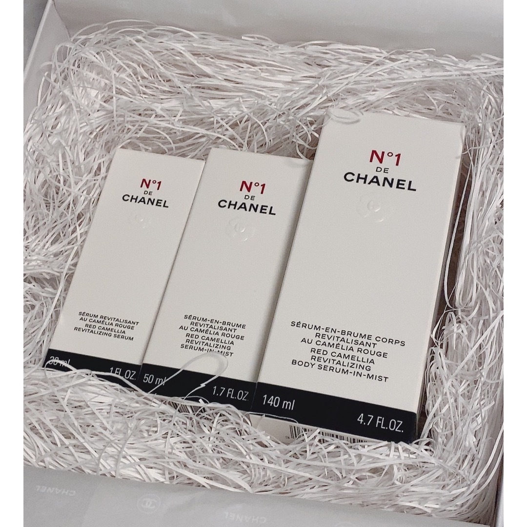 CHANEL(シャネル)のCHANELボディミストN°1 ドゥシャネル140ml コスメ/美容のボディケア(ボディローション/ミルク)の商品写真