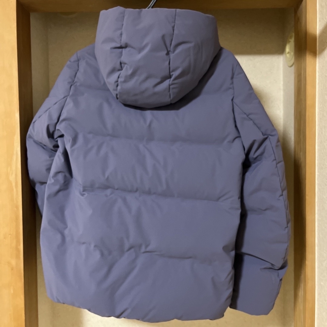 UNIQLO(ユニクロ)のシームレスダウンパーカ　 レディースのジャケット/アウター(ダウンジャケット)の商品写真