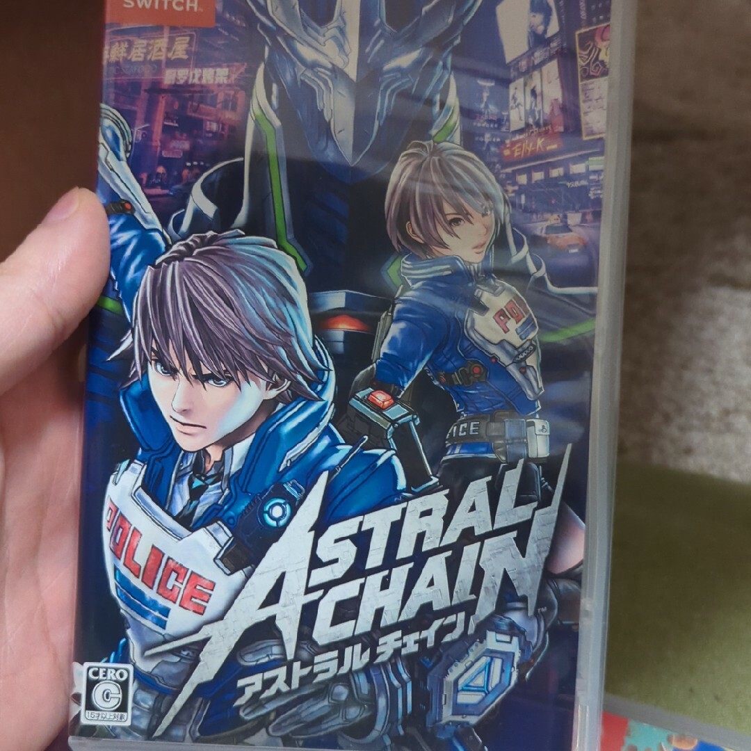 ASTRAL CHAIN（アストラルチェイン） Switch エンタメ/ホビーのゲームソフト/ゲーム機本体(家庭用ゲームソフト)の商品写真