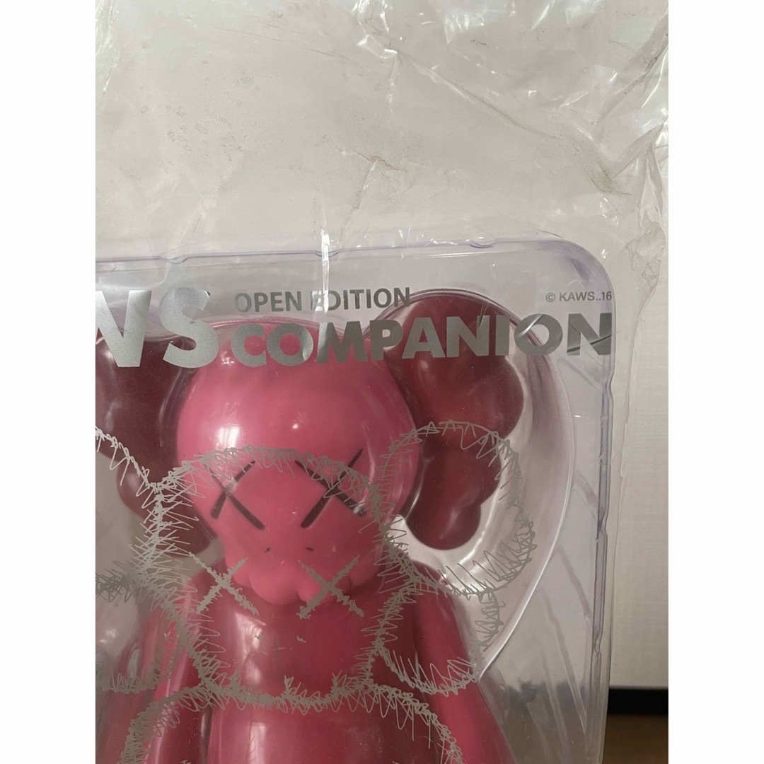 CompanionOpen Edition Vinyl Figure "Red"