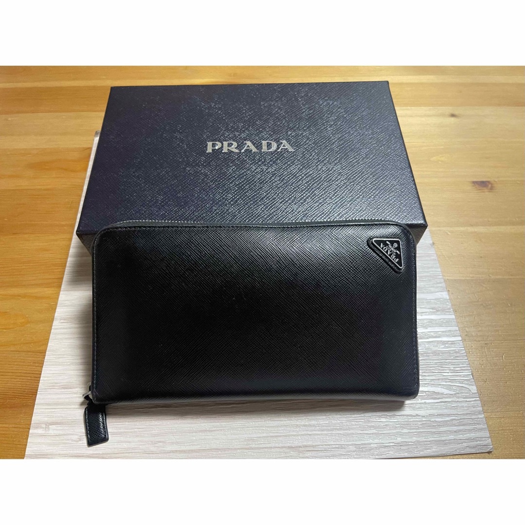 【人気・美品】PRADA プラダ 三角プレート サフィアーノレザー 長財布 黒