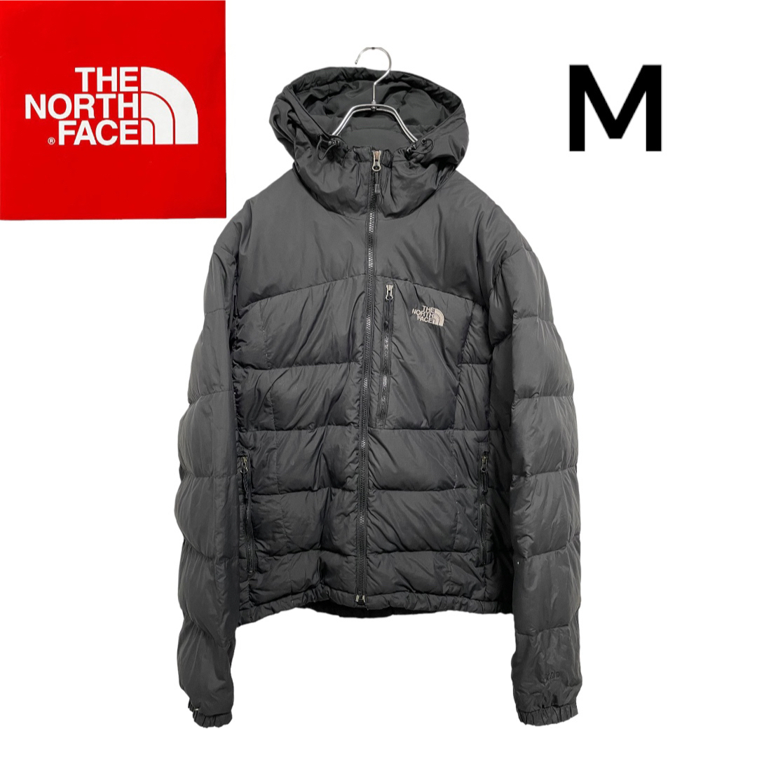 ブラックのNORTH FACE700