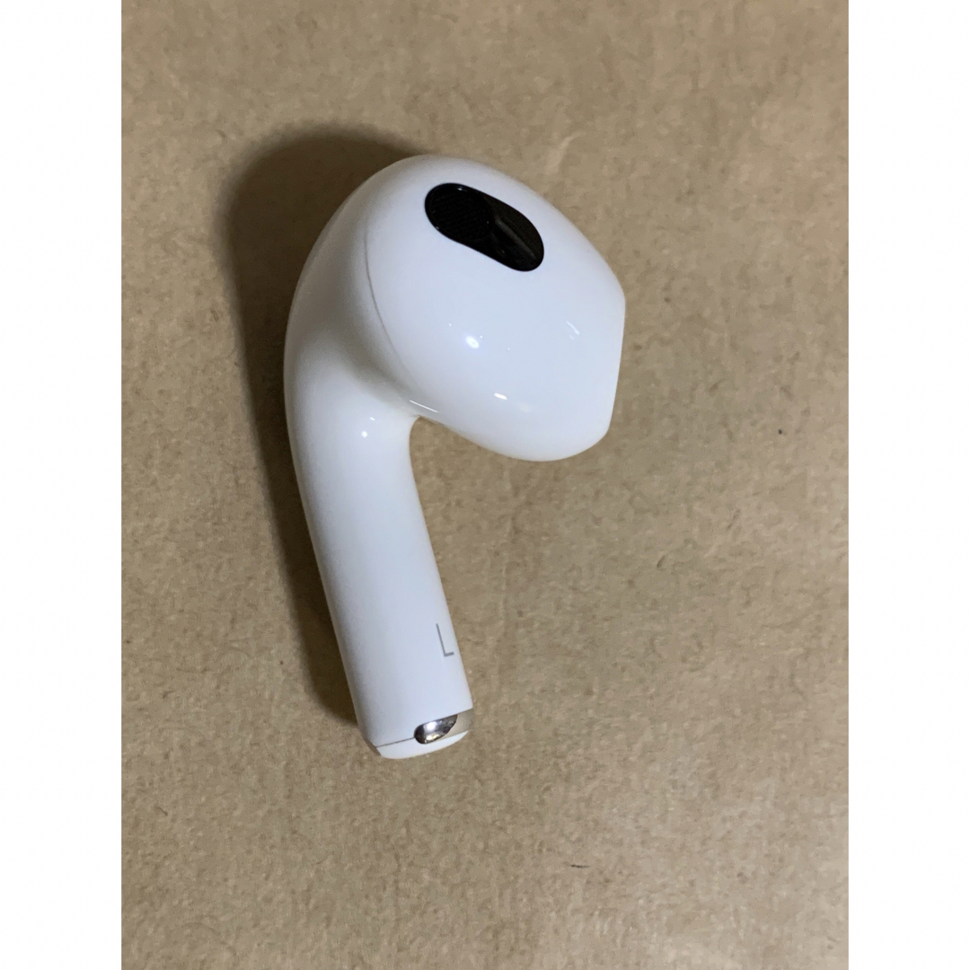 Apple エアーポッズ 左耳のみ 第3世代 AirPods L左耳 A2064 - イヤホン Apple エアーポッズ 左耳のみ 第3世代 AirPods L左耳 A2064 - イヤホン