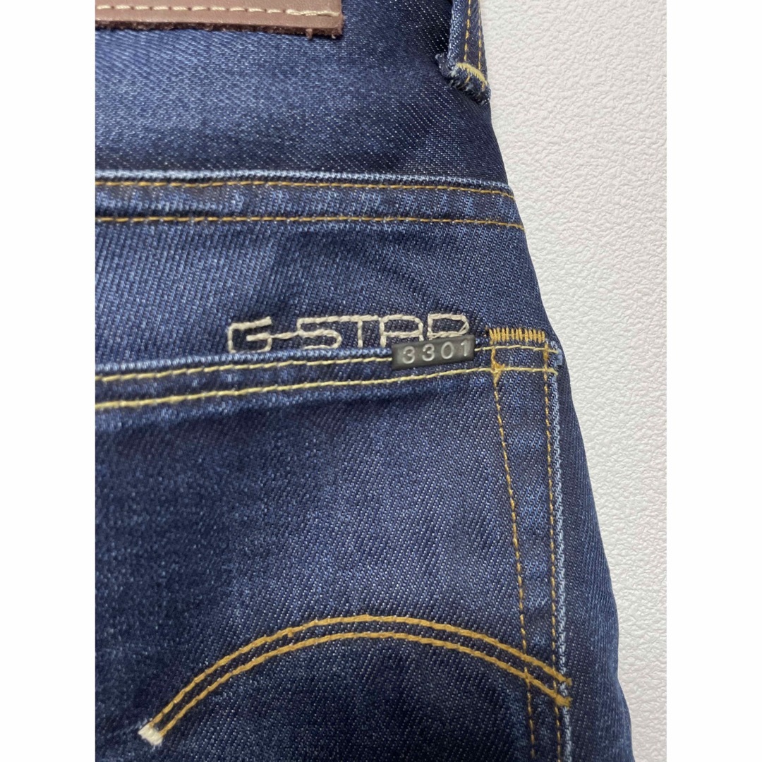 G-STAR RAW(ジースター)の【新品未使用品】G-STAR RAW 3301 STRAIGHT W32L32 メンズのパンツ(デニム/ジーンズ)の商品写真