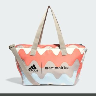 マリメッコ(marimekko)の新品　アディダス　マリメッコ　コラボ　バッグ　ADIDAS　Marimekko(ボストンバッグ)