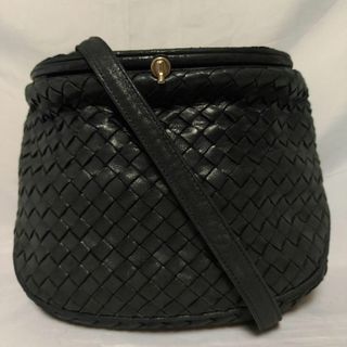 ボッテガヴェネタ(Bottega Veneta)のH2美品　ボッテガヴェネタ　ショルダーバッグ　イントレチャート　がま口　特殊形(ショルダーバッグ)