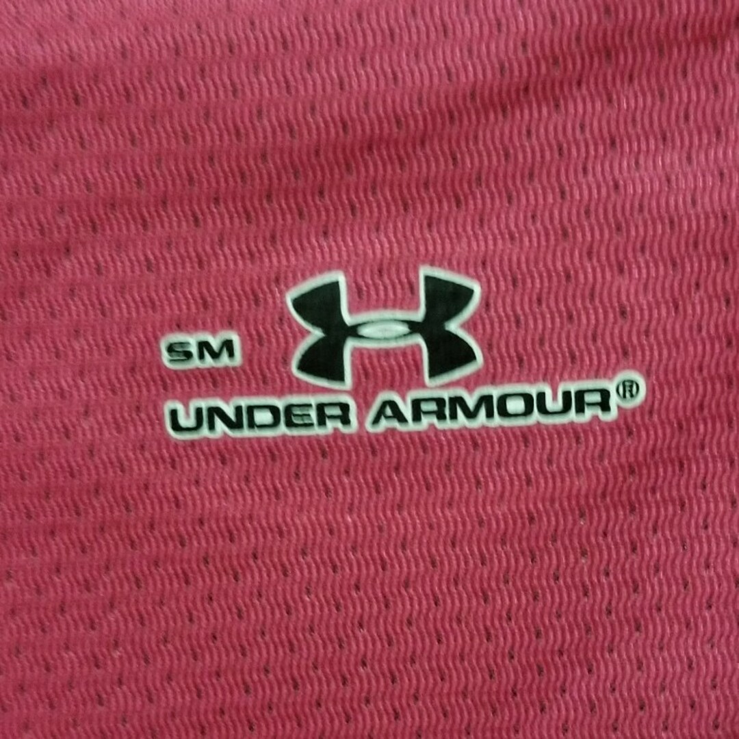 UNDER ARMOUR(アンダーアーマー)のUNDERARMOUR Tシャツ スポーツ/アウトドアのトレーニング/エクササイズ(トレーニング用品)の商品写真