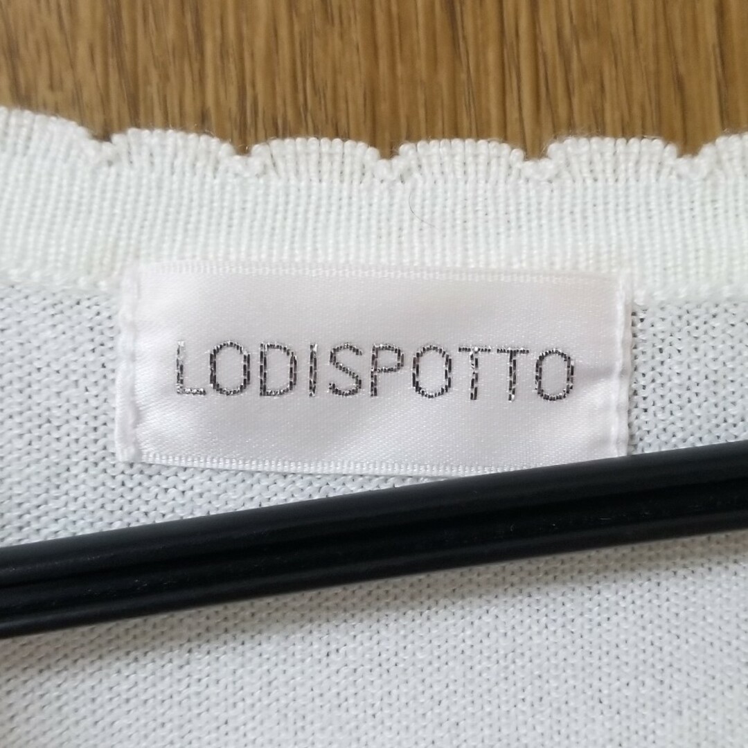 LODISPOTTO(ロディスポット)のLODISPOTTO ニットカーディガン　ホワイト レディースのトップス(カーディガン)の商品写真