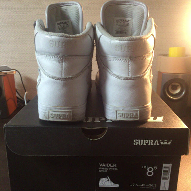 SUPRA(スープラ)のUSED SUPRA VAIDER メンズの靴/シューズ(スニーカー)の商品写真