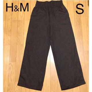 エイチアンドエム(H&M)の H&M リネン混パンツ ブラック(カジュアルパンツ)