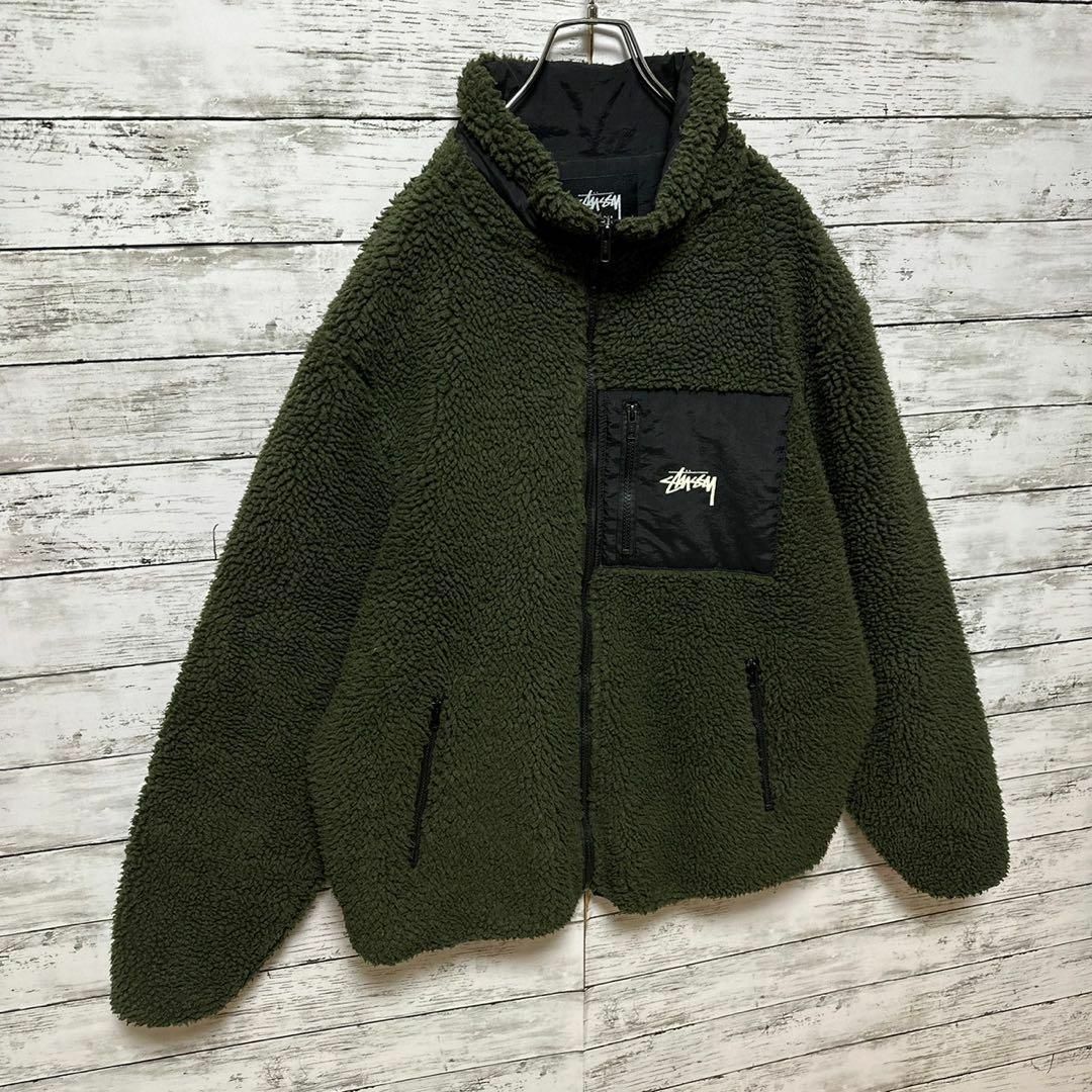 STUSSY ワンポイント刺繍ボアジャケット