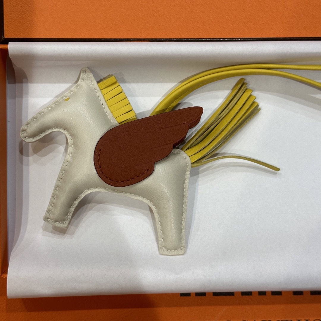 Hermes - 新品 レア HERMES エルメス ロデオ ペガサス チャーム pm