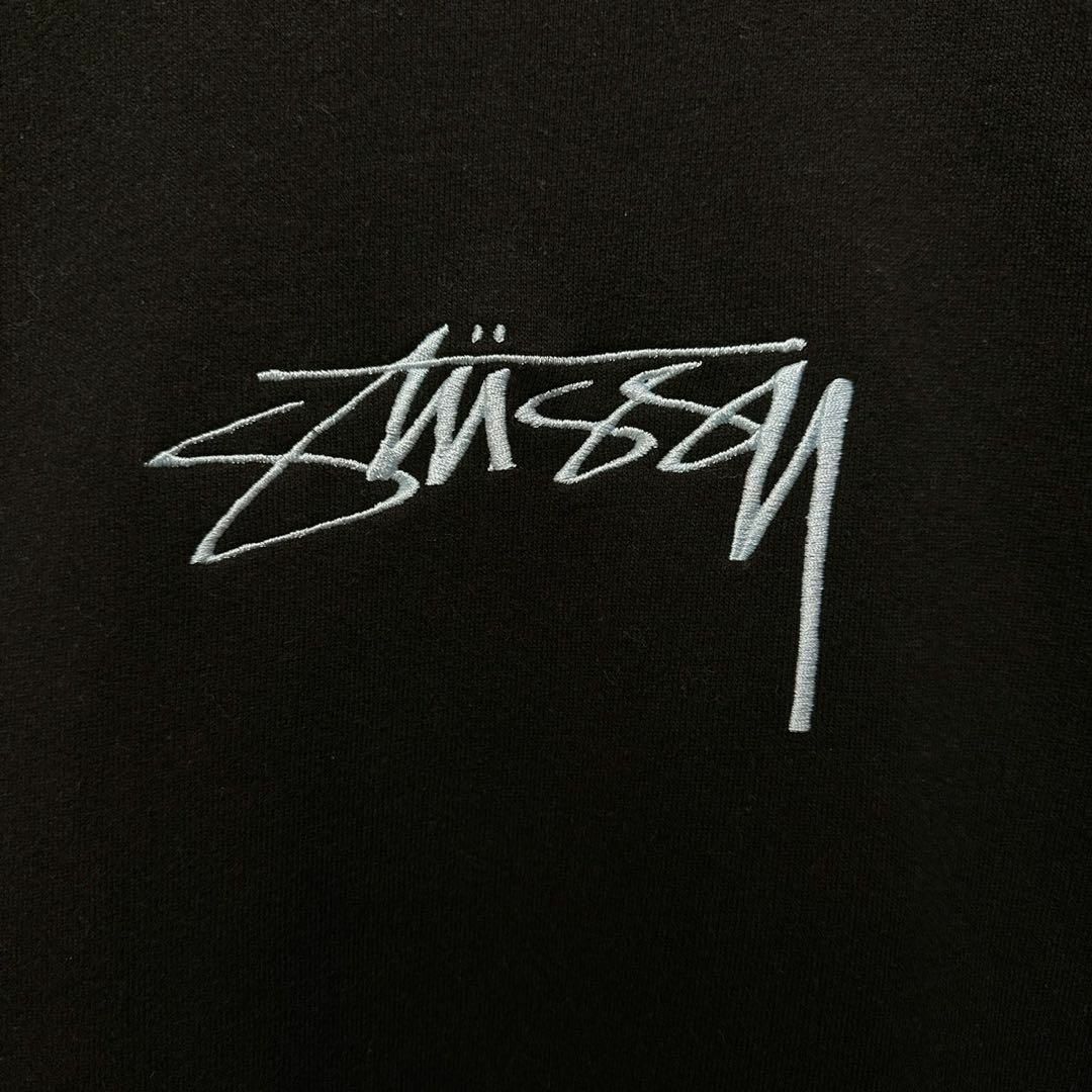 【STUSSY】ステューシー★スウェット　L　黒　センター刺繍ロゴ