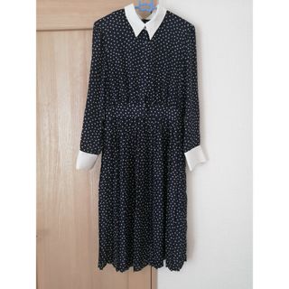 ザラ(ZARA)の【美品】ZARA BACICザラ＊ドット柄＊プリーツワンピース＊ネイビー【Ｍ】(ロングワンピース/マキシワンピース)