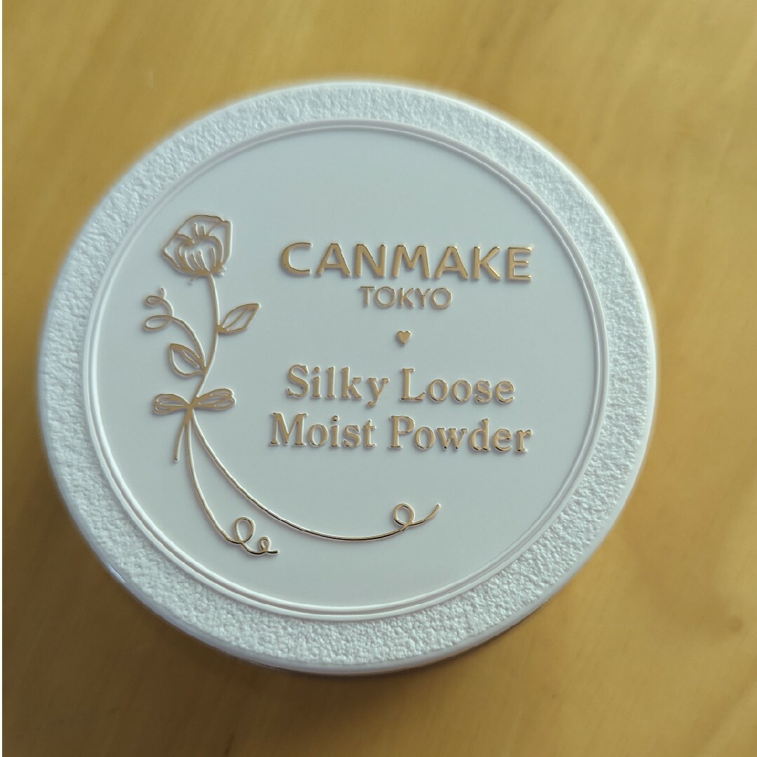 CANMAKE(キャンメイク)のキャンメイク　シルキーモイストパウダー02 コスメ/美容のベースメイク/化粧品(フェイスパウダー)の商品写真
