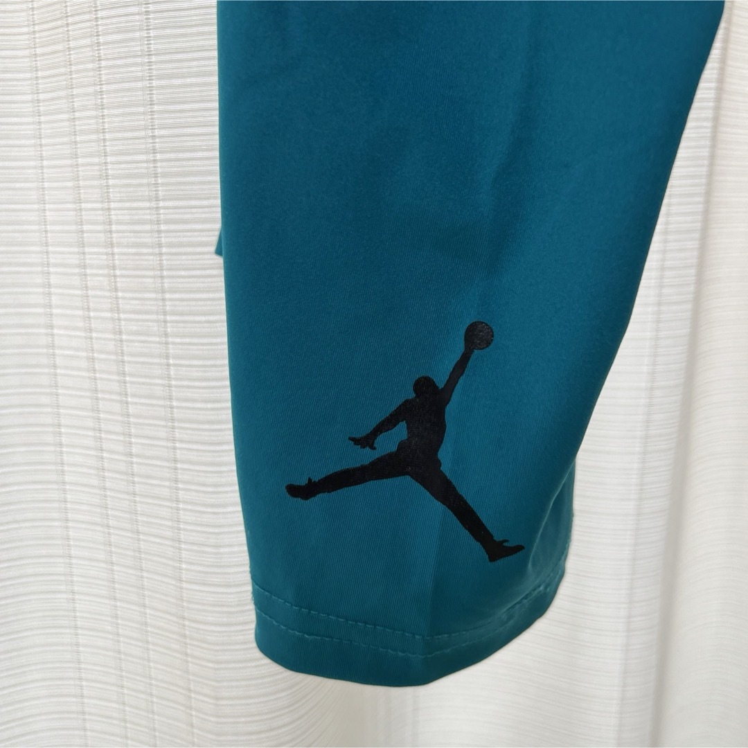 Jordan Brand（NIKE）(ジョーダン)のマイケルジョーダン パワータイツ 七分丈 グリーン 緑 スパッツ スポーツ/アウトドアのトレーニング/エクササイズ(トレーニング用品)の商品写真