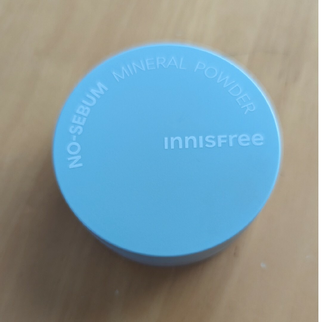 Innisfree(イニスフリー)のイニスフリー　ノーセバム　ミネラルパウダーN コスメ/美容のベースメイク/化粧品(フェイスパウダー)の商品写真