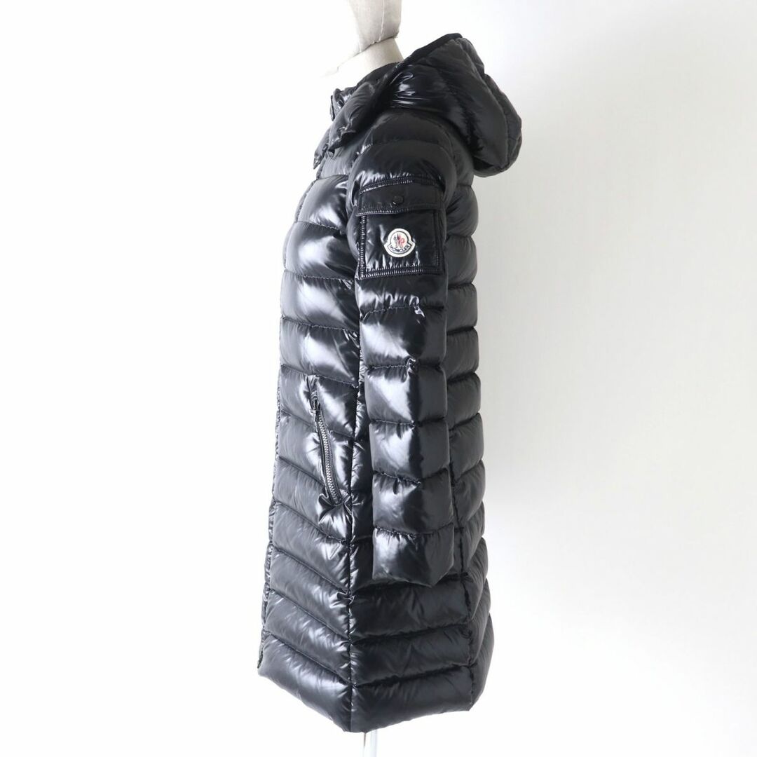 MONCLER(モンクレール)の極美品★MONCLER モンクレール 2018年 MOKA モカ キッズ フード・ロゴワッペン付 ダウンコート ブラック 12anni 152cm レディース可◎ レディースのジャケット/アウター(ダウンコート)の商品写真