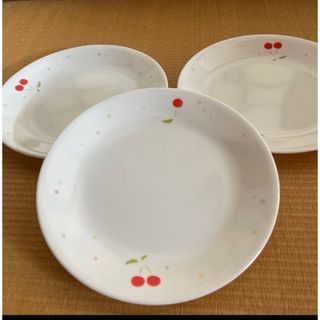 コレール(CORELLE)のコレール　さくらんぼ　３枚セット(食器)