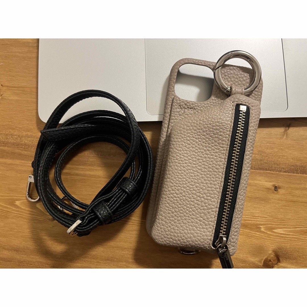 ajew iphone13ケース ベージュ ストラップ付き