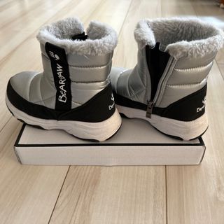 ベアパウ(BEARPAW)のスノーブーツ(ブーツ)