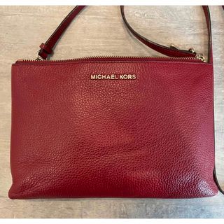 マイケルコース(Michael Kors)のMICHAEL KORS ショルダーバッグ　赤(ショルダーバッグ)