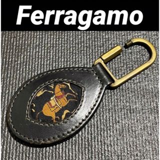 サルヴァトーレフェラガモ(Salvatore Ferragamo)の良品◎ Ferragamo フェラガモ 馬柄 キーホルダー 本革 黒(キーホルダー)