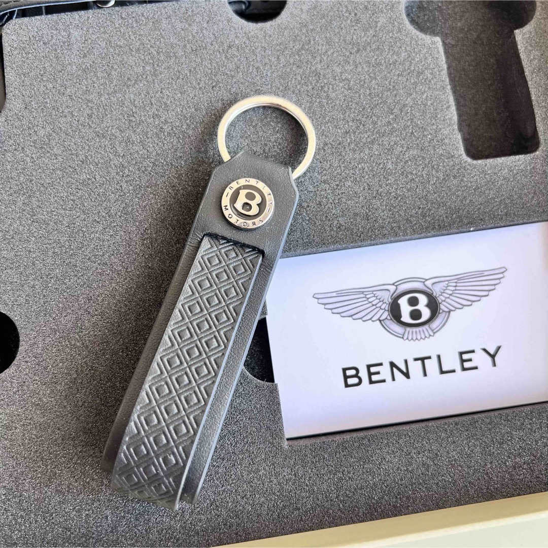 新品未使用☆Bentley キーホルダー カードケース ネームタグの通販 by