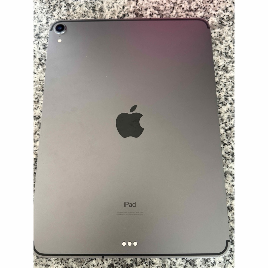 iPad(アイパッド)の【訳あり】iPad Pro11インチ スマホ/家電/カメラのPC/タブレット(タブレット)の商品写真