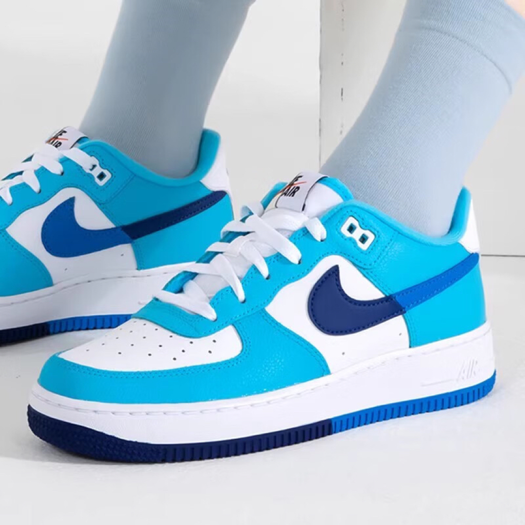 23【新品】Nike GS Air Force 1 LV8 2　ロイヤルブルー