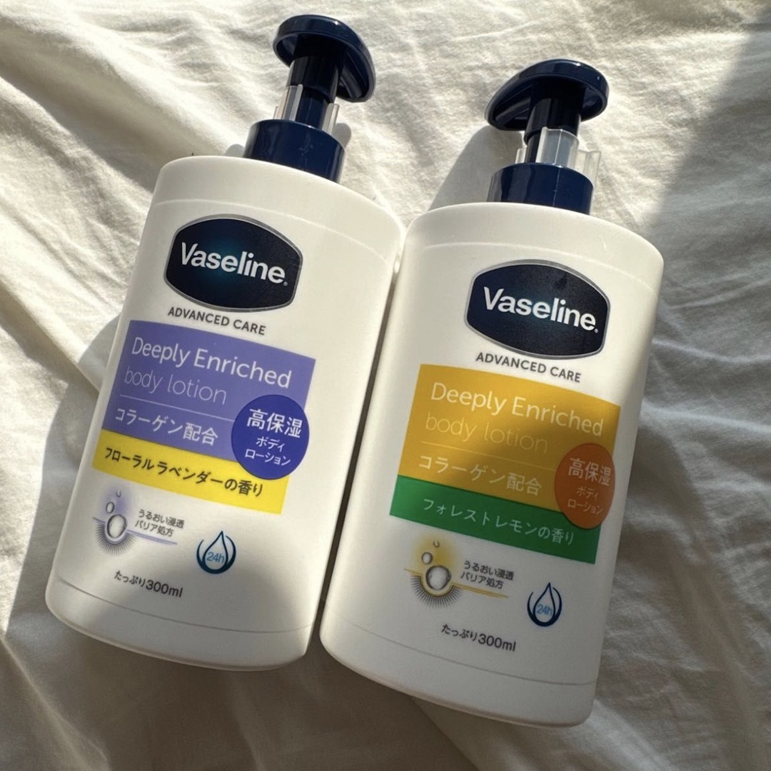 Vaseline(ヴァセリン)のヴァセリン　ディープリーエンリッチド　ボディローション コスメ/美容のボディケア(ボディローション/ミルク)の商品写真