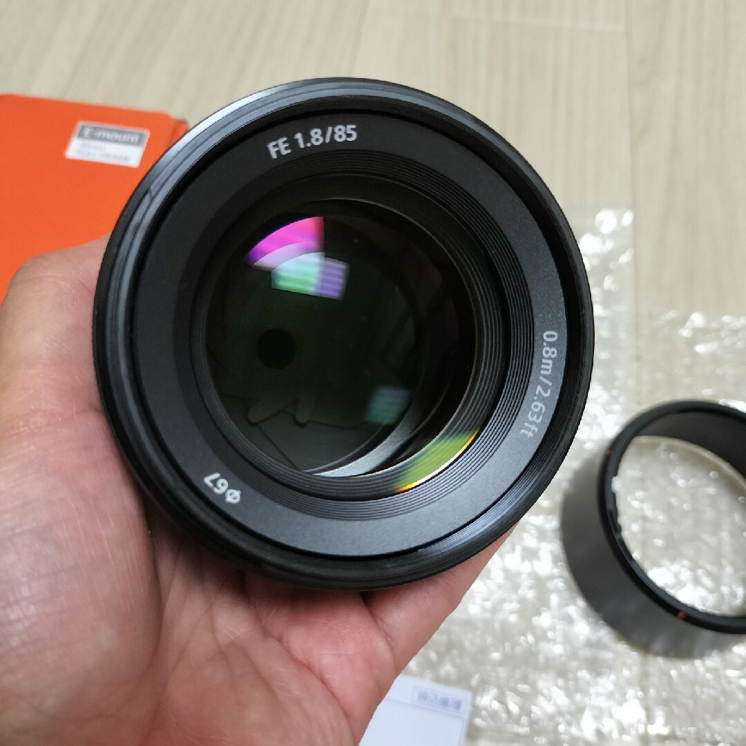 《はるさま専用》ソニー Eマウントレンズ 85mm F1.8 SEL85F18 スマホ/家電/カメラのカメラ(レンズ(単焦点))の商品写真