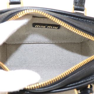 ①【希少モデル】miumiu  2way ショルダーバッグ マテラッセ ロック式