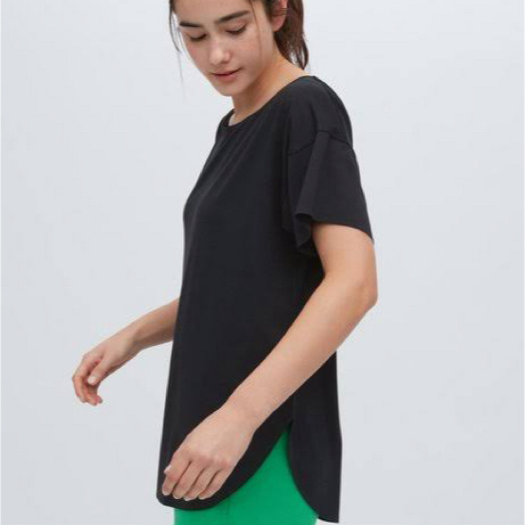 UNIQLO(ユニクロ)の【UNIQLO】エアリズムシームレスボートネックロングT レディースのトップス(Tシャツ(半袖/袖なし))の商品写真