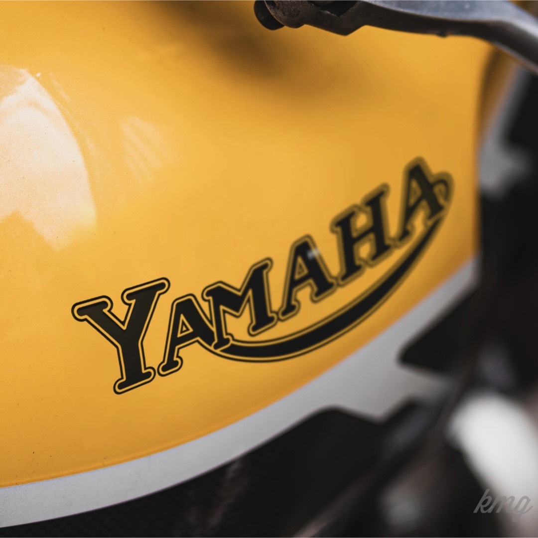 ヤマハ(ヤマハ)の選べる11色！ ヤマハ  ステッカー 2枚セット タンク カスタム 自動車/バイクのバイク(ステッカー)の商品写真