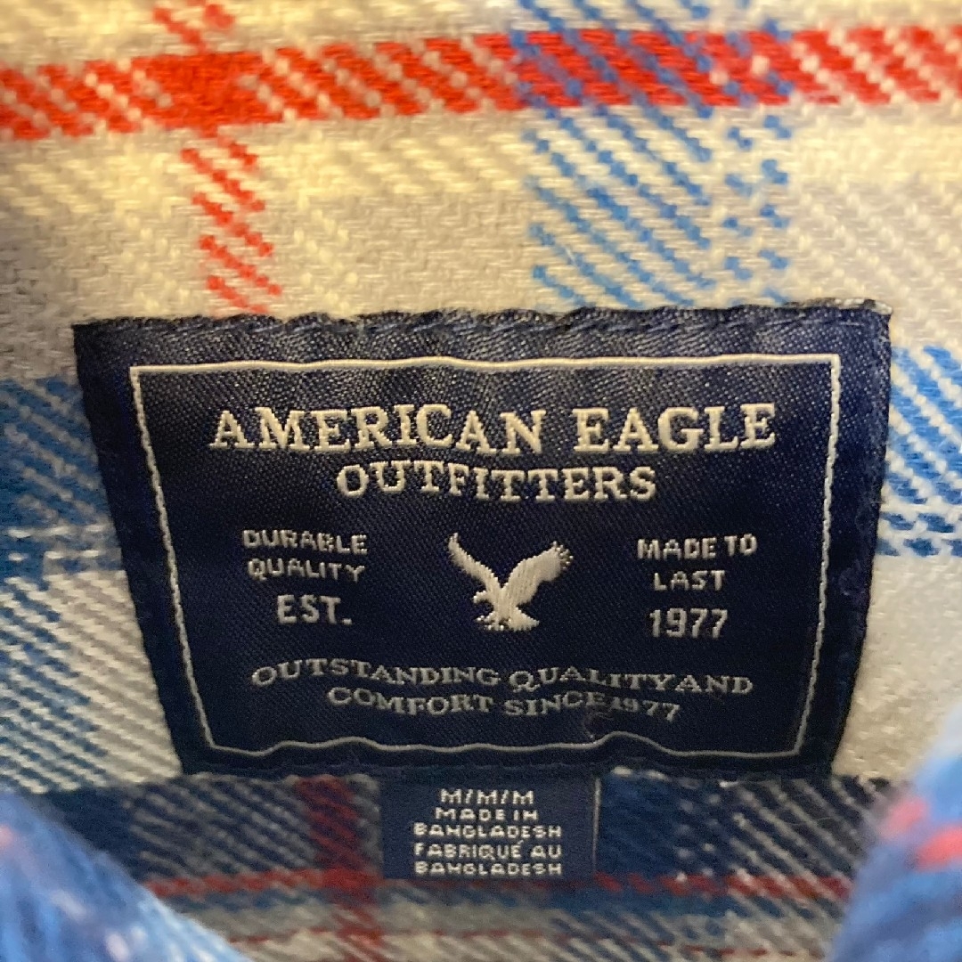 American Eagle(アメリカンイーグル)のアメリカンイーグル チェック 長袖 ネルシャツ ブルー アメリカ古着US古着 メンズのトップス(シャツ)の商品写真