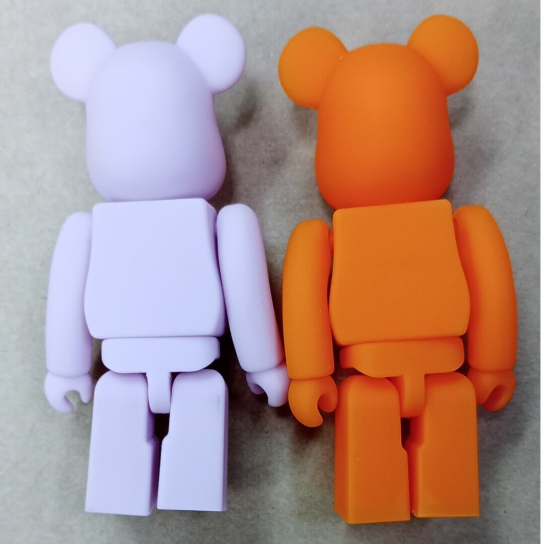 BE@RBRICK(ベアブリック)のBUMP ベアブリック エンタメ/ホビーのタレントグッズ(ミュージシャン)の商品写真