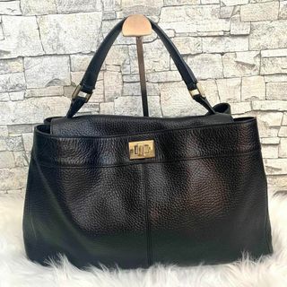 ATAO - ATAO アタオ シボ革ロゴレザーハンドバッグ ターンロック
