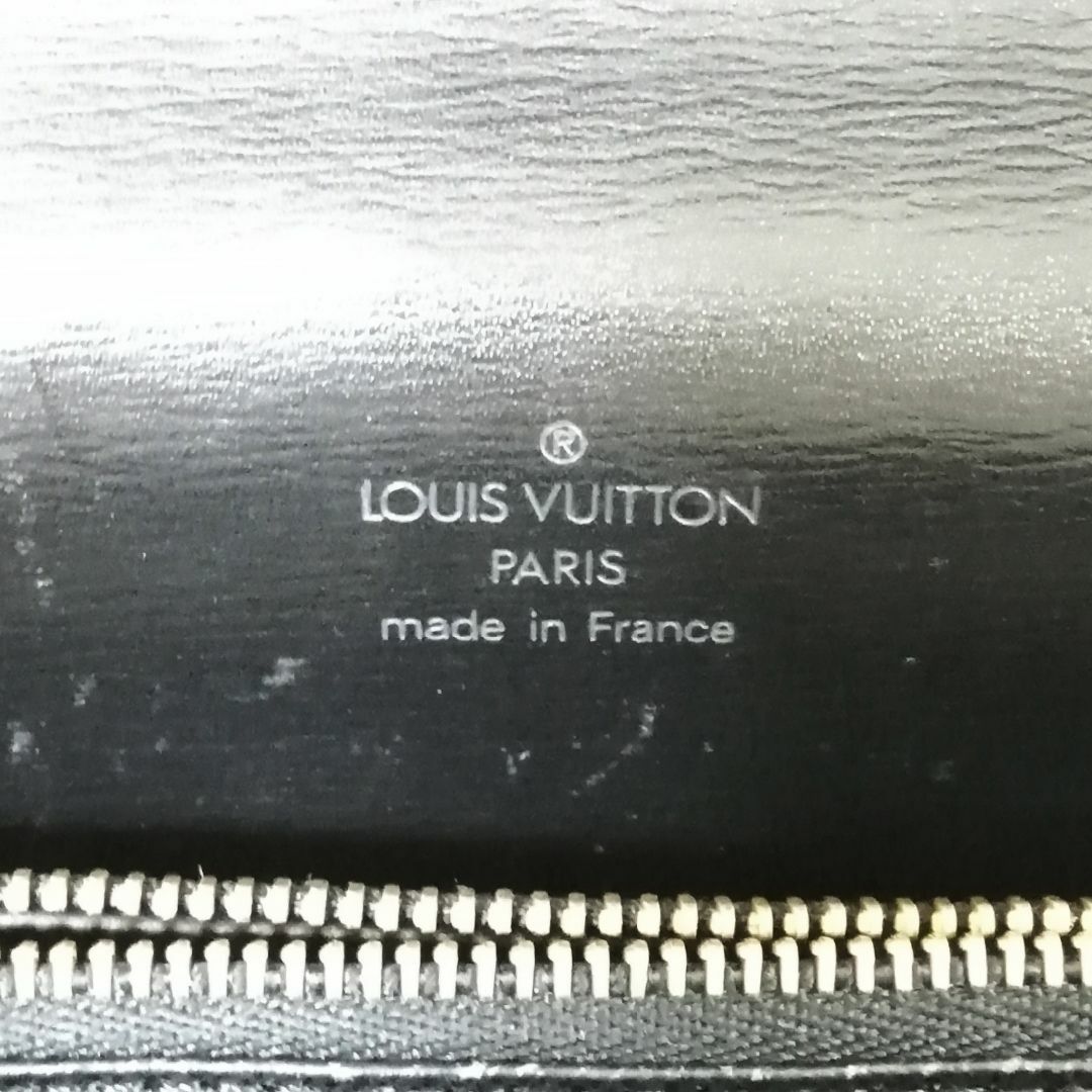 LOUIS VUITTON - 【美品/リペア】ルイ・ヴィトン(エピ LOUIS VUITTON - 【美品/リペア】ルイ・ヴィトン(エピ