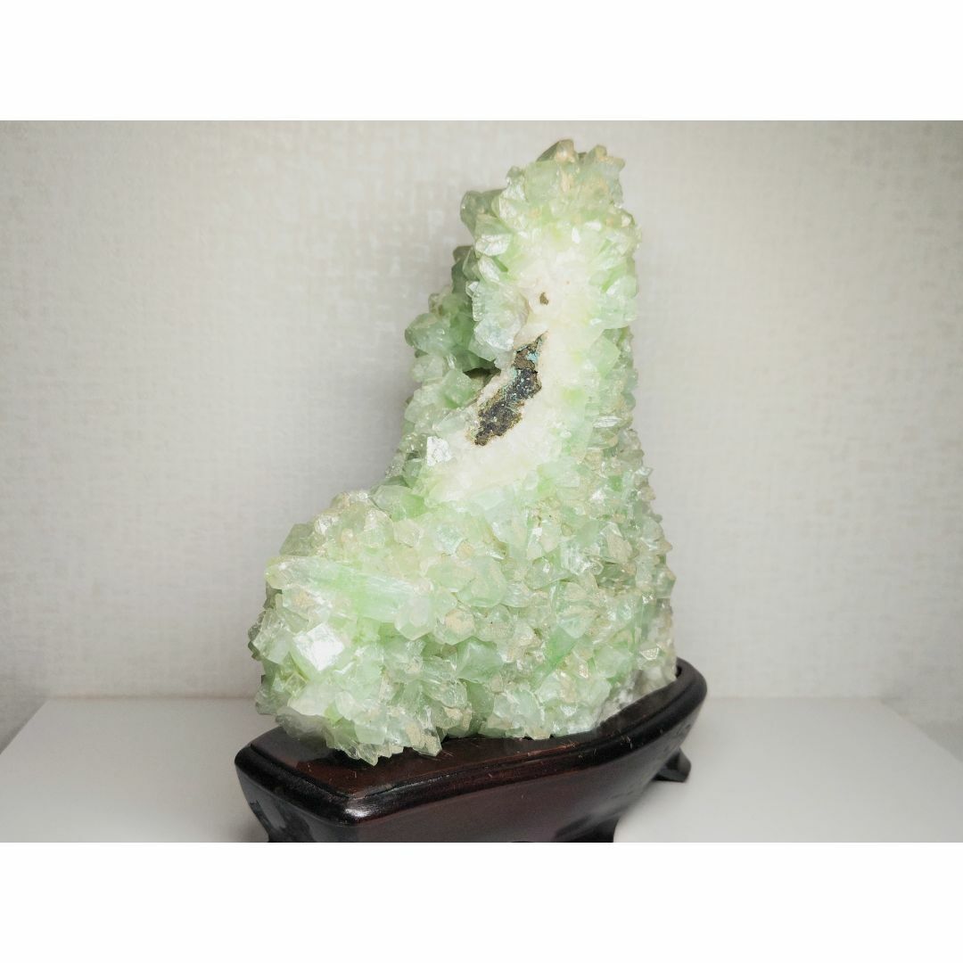 アポフィライト 2.4kg 魚眼石 鑑賞石 原石 自然石 鉱物 鉱石 水石